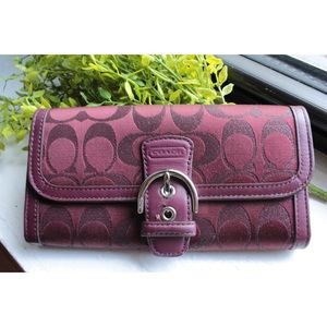 Coach Signature C Trifold Snap On Wallet Burgundy